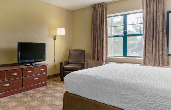 Extended Stay America Suites - Los Angeles - Ontario Airport image 9